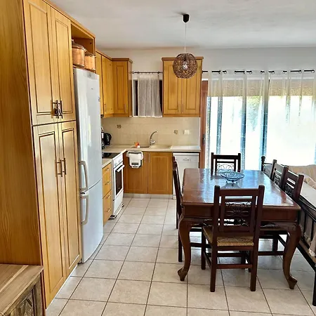 Althaea Монемвазия