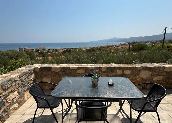 Althaea 別荘 モネンバシア