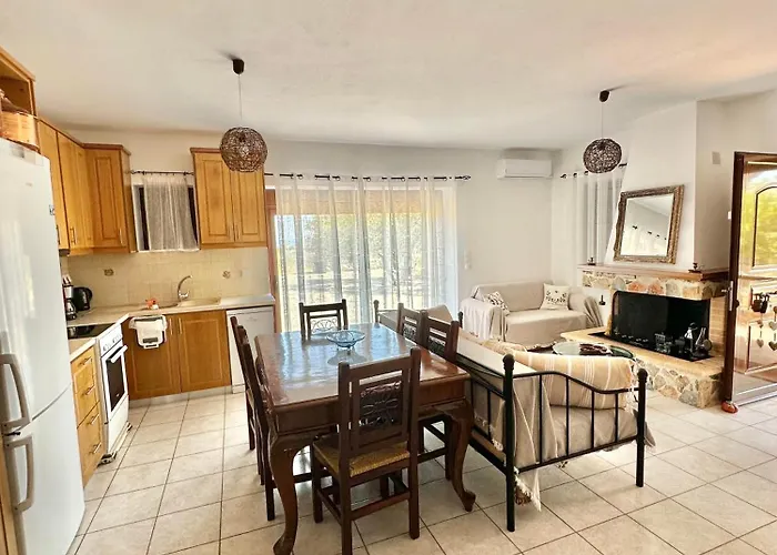 別荘 Althaea モネンバシア